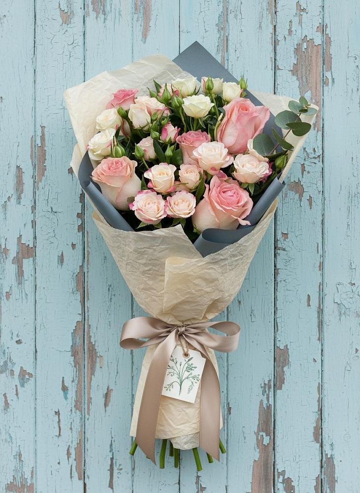 Букет цветов из: Розы в Агрызе