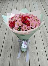 Букет цветов из:  Альстромерии в Агрызе