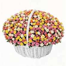 Премиум корзина Кустовых Роз в Агрызе Премиум букет из: Розы в Агрызе