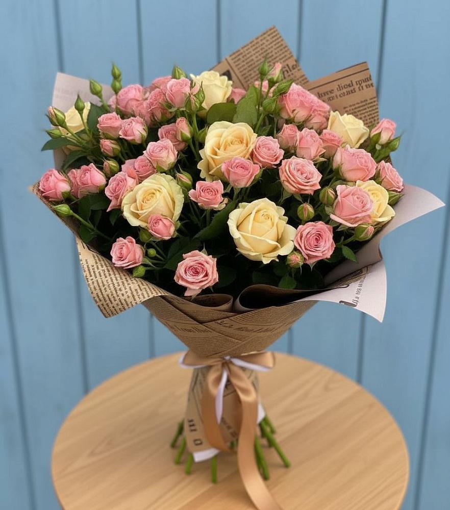 Букет цветов из: Розы в Агрызе