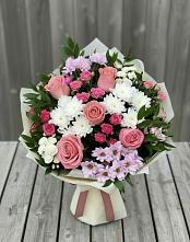 Букет цветов из:  Альстромерии, Гвоздики, Розы и Хризантемы #REPLACE_PRED# Агрызе