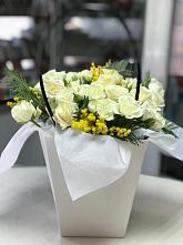 Цветочная композиция из Розы  в Агрызе