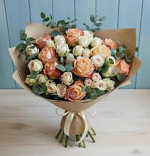 Букет цветов из:  Альстромерии и Розы в Агрызе